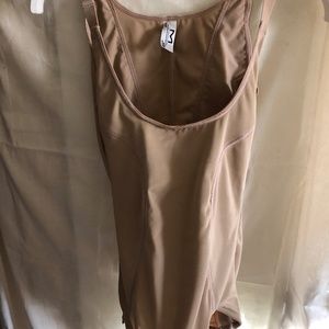 Maidenform Form Fitting Bodysuit/Shapewear